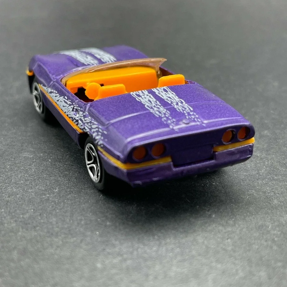 Matchbox 1987 '87 Chevrolet Corvette Convertible Car Purple Diecast‎ 1/56 Loose